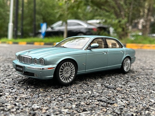 Almost real jaguar xj6 - ar, 1:18