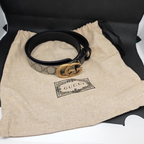Gucci cintura con fibbia - , gg