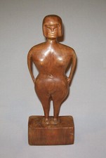 Vecchia antica figura donna