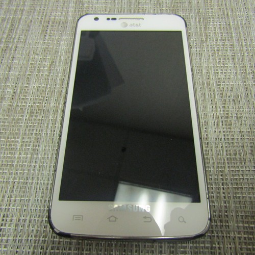 Samsung galaxy skyrocket - samsung,