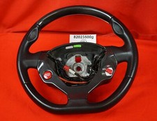 Volante in carbonio Ferrari