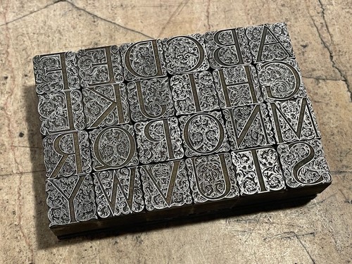 Rara tipografia decorativa
