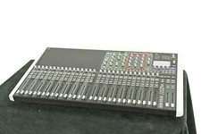 Soundcraft Si Performer 3 Mixer audio digitale con controllo DMX CG01LGM