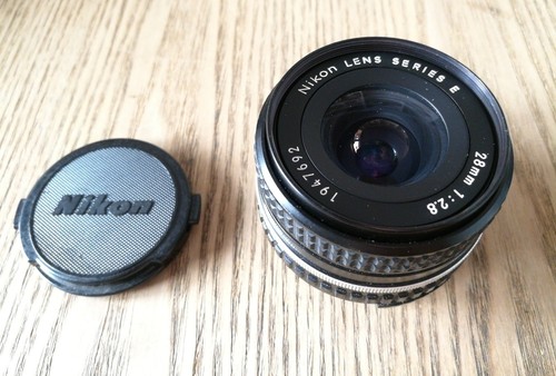 Nikon 28mm 2 8 - mm, serie