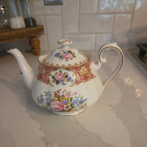 Royal albert 1944 lady carlyle - royal,