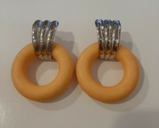 Orecchini VINTAGE di bigiotteria - foro, buco - anni '70  CERCHIO RESINA ARANCIO