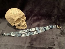 Portachiavi nastro da mettere al collo con moschettone luna pentacolo pagano