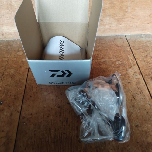 Daiwa exceler 3000h spinning - exceler,