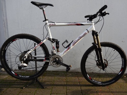 Salsa santo fully mtb - el,