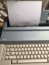 Macchina da scrivere portatile