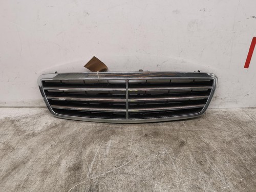 Griglia anteriore mercedes - griglia,