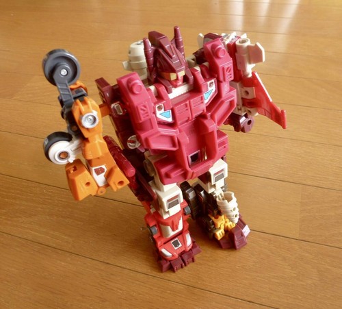 Prodotto takara transformers - prodotto,
