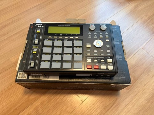 Akai professional mpc1000 - akai,