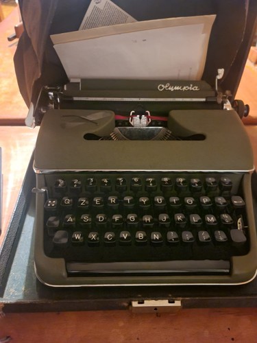 Macchine scrivere antiche - da,