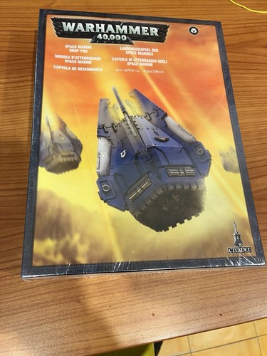 Warhammer 40k miniature - miniature, e