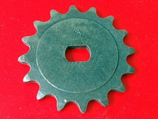 MINARELLI • NOS 16T Sprocket