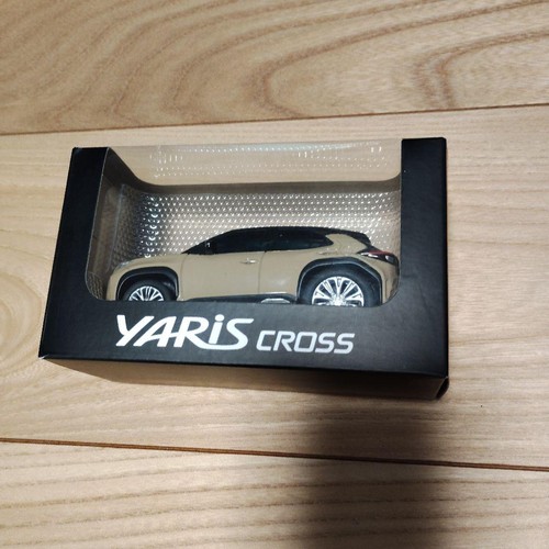Toyota yaris cross - 1/43,