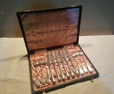 SERVIZIO DI POSATE DA FRUTTA IN ARGENTO 800 FINE XIX SEC. ARGENTIERE ACC. CESA 