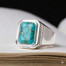 Anello con pietre preziose