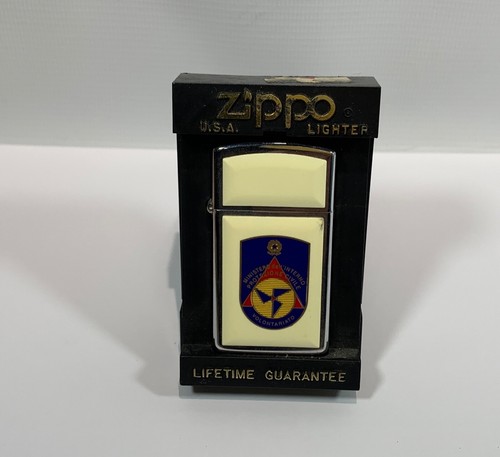 Zippo tipo mini - b, logo