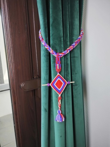Tenda cravatta posteriore