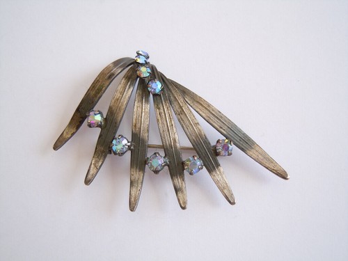 Spilla con pietre - spilla, strass