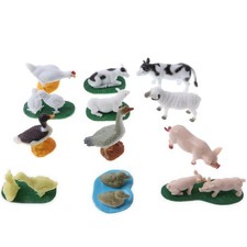 12 pezzi di plastica animali