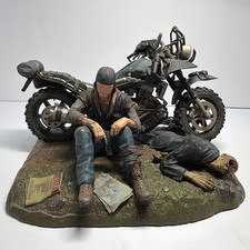 Statua Deacon di Days Gone