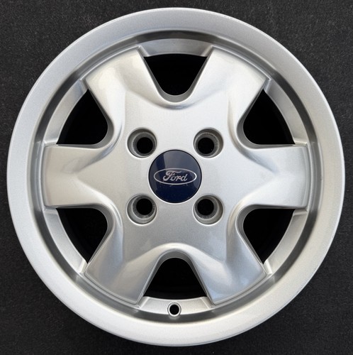 Nuovo originale ford fiesta - nuovo, iv