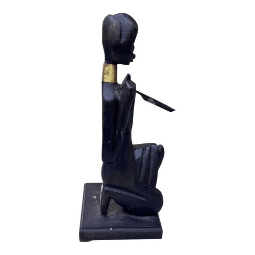 Statuina tribale africana