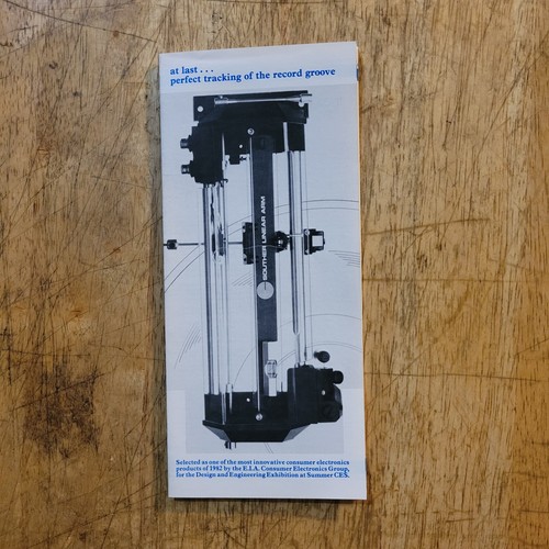 Brochure braccio lineare