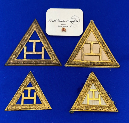 Royal arch triple tau apron - royal,
