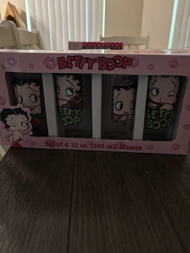 Set quattro bicchieri - bicchieri, betty