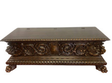 Importante antica cassapanca rinascimentale fiorentina riccamente scolpita Epoca