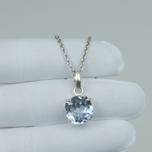 Collana con acquamarina - , in