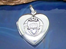 Medaglione Claddagh argento sterling 925 ciondolo cuore corona amore fedeltà Irlanda