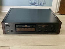 LETTORE CD SONY PRO CDP X7 ESD