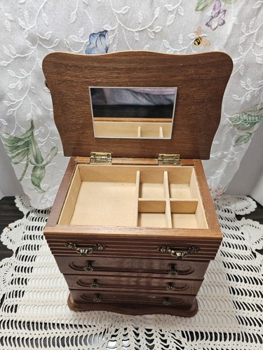 Portagioie forma cassetto - a, di