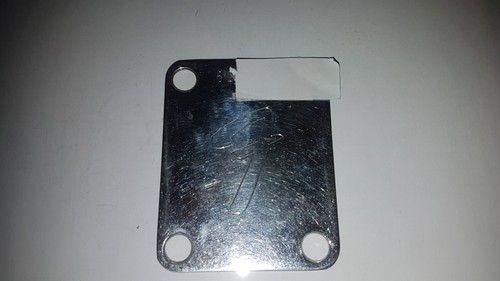 Piastra collo fender - piastra,