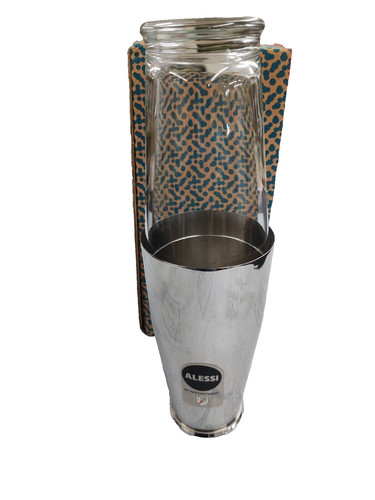 Alessi shaker cocktail