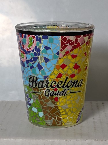 Vintage barcellona gaudì - barcellona,