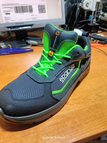 Scarpe antinfortunistica - scarpe,