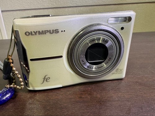 Fotocamera digitale compatta