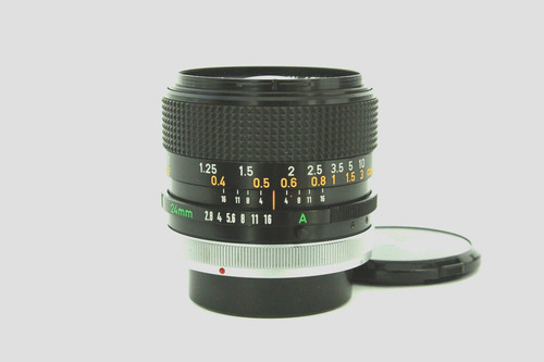 Canon 24mm s - 24mm, f/2.8