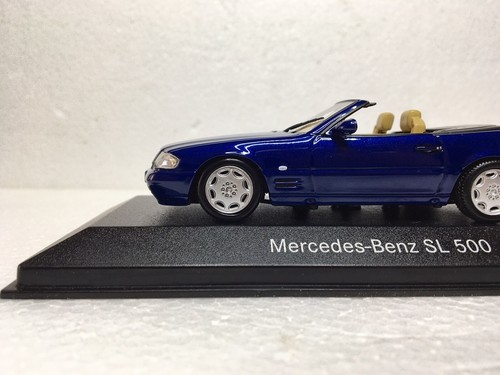 Minichamps mercedes sl - 1:43,