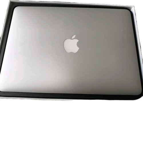 Apple macbook pro 3 - pro,, 13.3