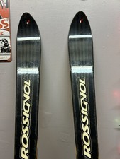 Sci da discesa Rossignol