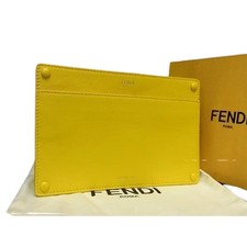 Borsa FENDI Peekaboo in tasca