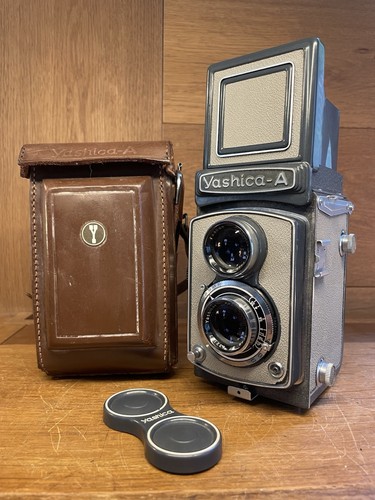 Yashica tlr 6x6 - camera, film