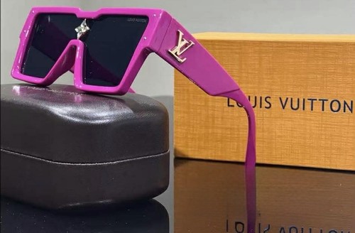 Louis vuitton - louis,